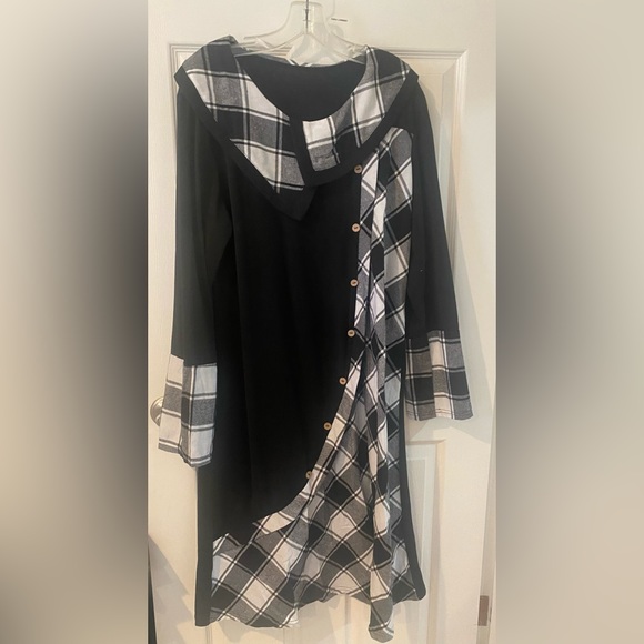 Plaid Long Sleeve Maxi Dress - Picture 2 of 4